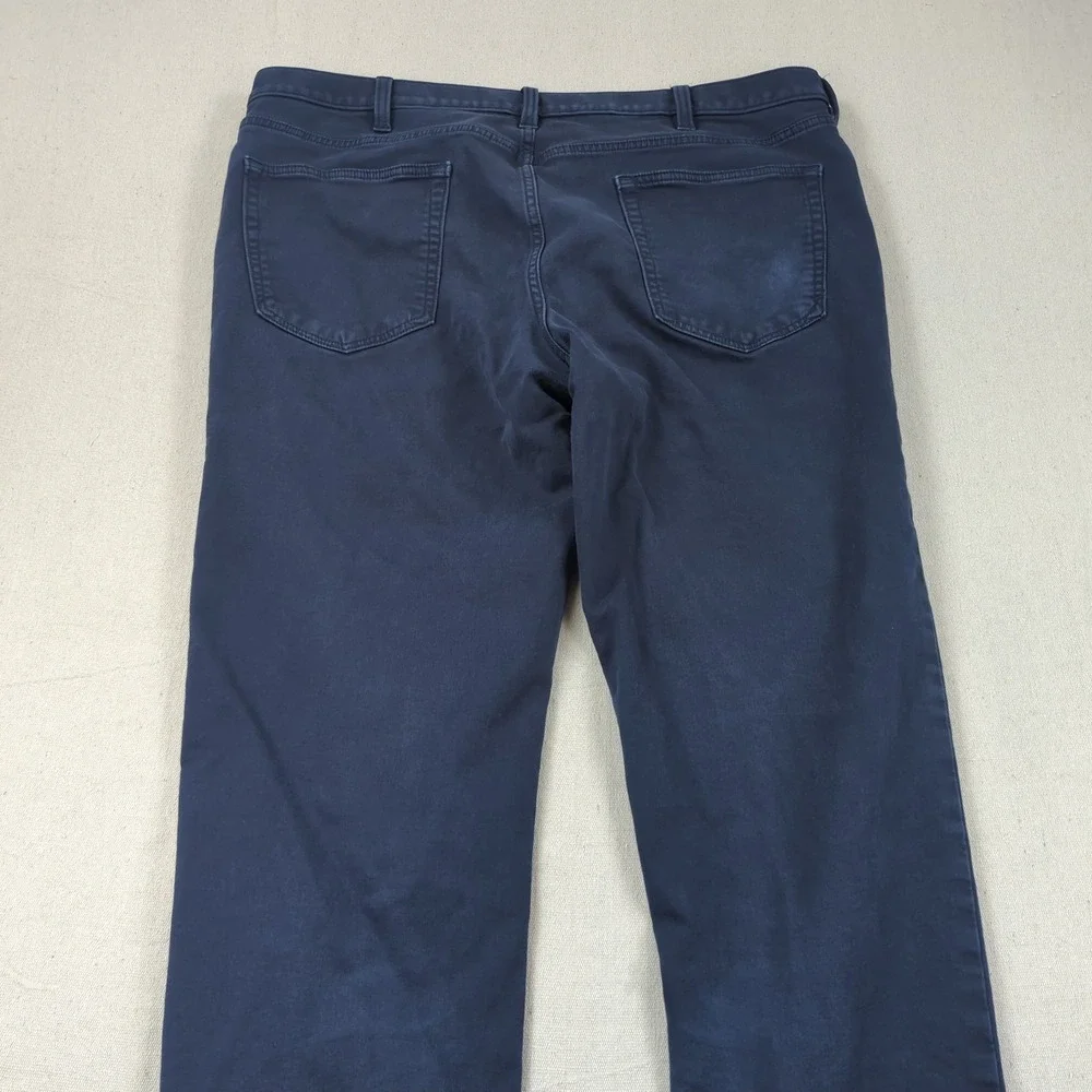 Banana Republic Jeans Mens 42x34 Blue Traveler Athletic Taper Casual Stretch